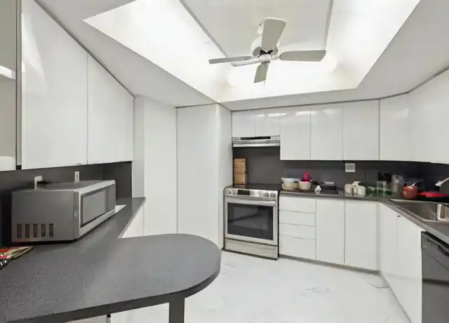 Property at 3174 S Ocean Dr, Hallandale Beach, FL, 33009, 2 beds, 2 baths, [object Object]