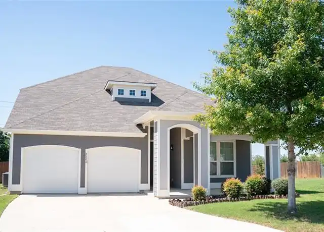 Property at 2004 Windsor Farms Dr, Denton, TX, 76207, 3 beds, 3 baths, [object Object]