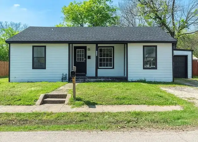 Property at 3910 Henderson St, Greenville, TX, 75401, 4 beds, 2 baths, [object Object]
