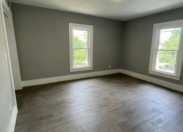 Property at 106 S Illinois St Unit 106, Delphi, IN, 46923, 2 beds, 1 bath, [object Object]