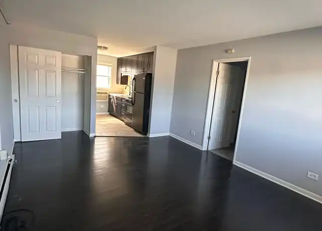 Property at 130 N President St #174, Wheaton, IL, 60187, 1 bed, 1 bath, [object Object]