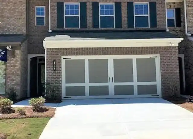 Property at 1055 Hampton Oaks Dr, Alpharetta, GA, 30004, 3 beds, 2.5 baths, [object Object]