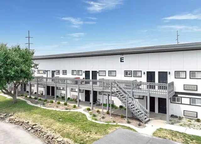 Property at Brookhaven Apartments - 3900 N Shadeland Ave, Indianapolis, IN, 46226, 1-2 bed, 1 bath, [object Object]