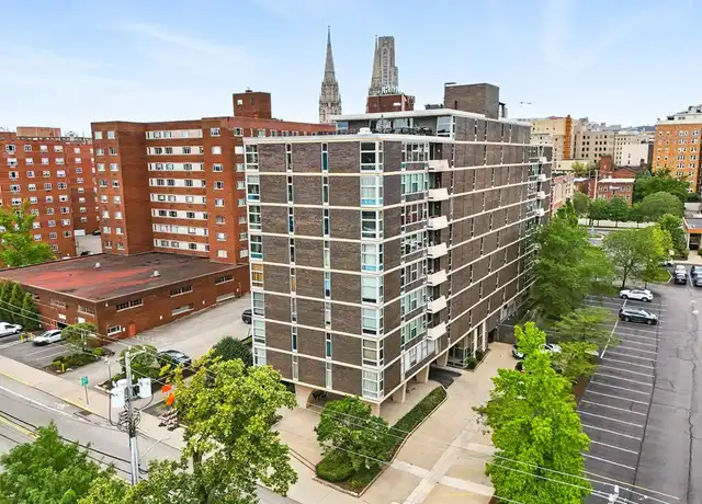 Property at 552 N Neville St #36, Pittsburgh, PA, 15213, 2 beds, 1 bath, [object Object]