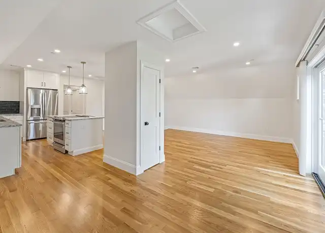 Property at 48 Water St Unit 3, North Andover, MA, 01845, 2 beds, 1 bath, [object Object]