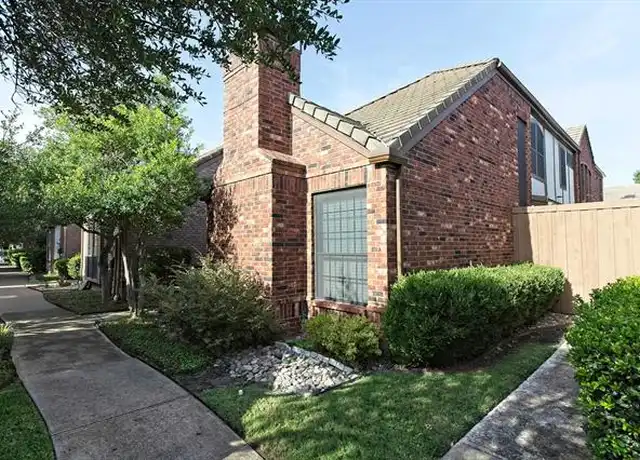 Property at 17007 Vinland Dr, Addison, TX, 75001, 2 beds, 2.5 baths, [object Object]