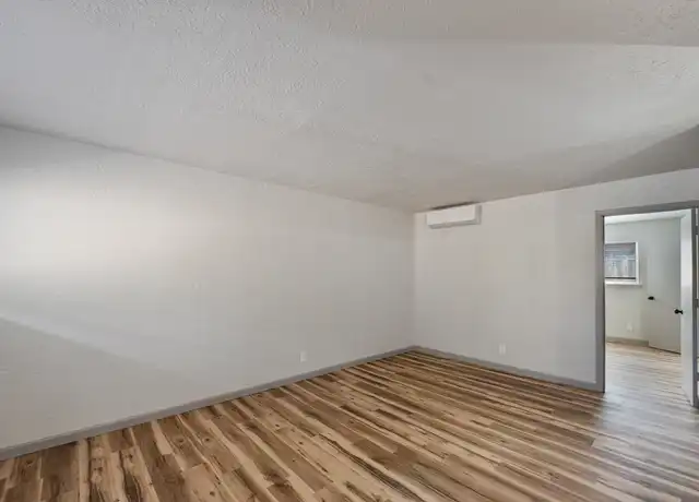 Property at 209 Girard Blvd SE Unit 07, Albuquerque, NM, 87106, 1 bed, 1 bath, [object Object]