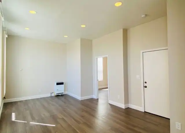 Property at 3210 San Leandro St Unit 5, Oakland, CA, 94601, 1 bed, 1 bath, [object Object]