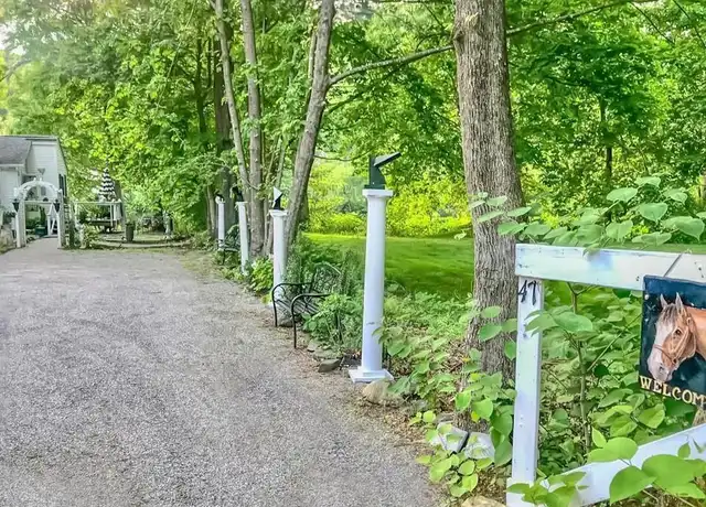 Property at 47 Johnson Rd, Kent, CT, 06757, 2 beds, 1.5 baths, [object Object]