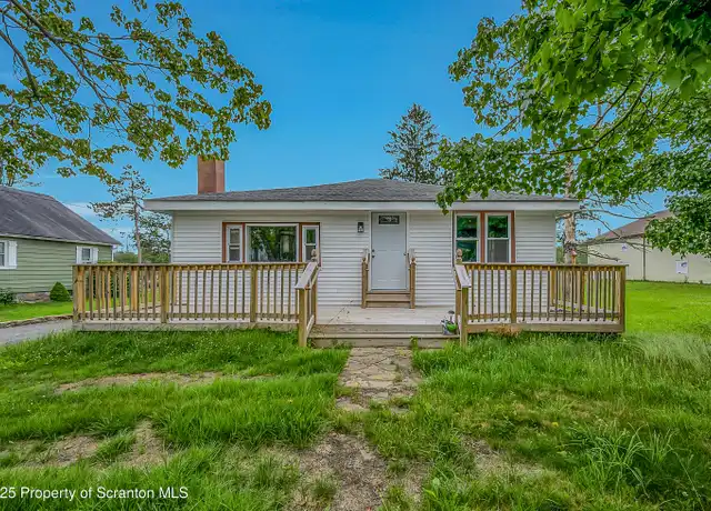 Property at 664 Laurel Dr Unit Front, Tobyhanna, PA, 18466, 2 beds, 1 bath, [object Object]