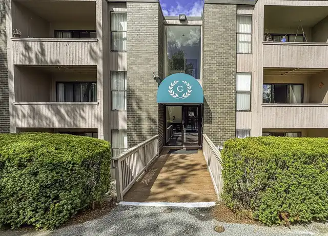 Property at 2 Shrewsbury Green Dr Unit J, Shrewsbury, MA, 01545, 2 beds, 1 bath, [object Object]
