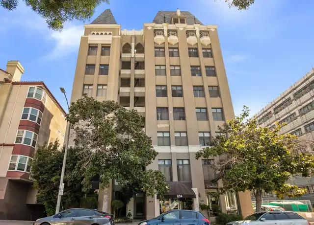 Property at 634 S Gramercy Pl Unit 202, Los Angeles, CA, 90005, 0 beds, 1 bath, [object Object]