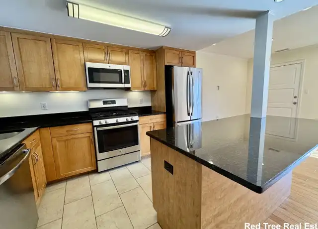 Property at 146 Independence Dr, Chestnut Hill, MA, 02467, 1 bed, 1 bath, [object Object]