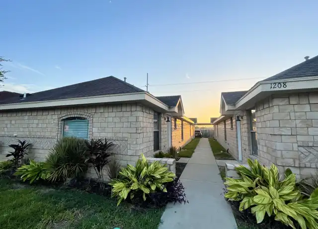Property at 1208 S Diplomat Dr Unit 1, Pharr, TX, 78577, 2 beds, 2 baths, [object Object]