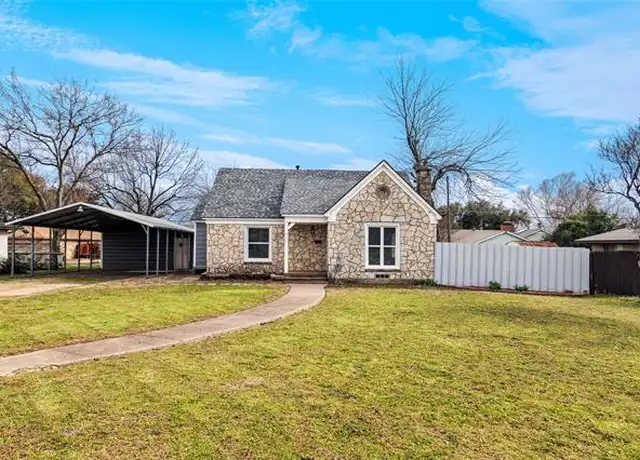 Property at 902 W Pleasant Run Rd, Lancaster, TX, 75146, 3 beds, 2 baths, [object Object]