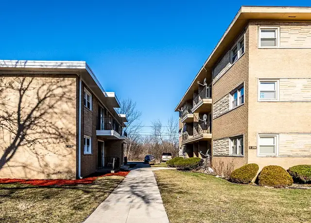 Photo of 15210 Martin Luther King Jr Dr, Dolton, IL 60419
