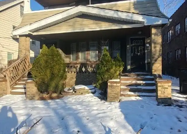 Property at 991 E 143rd St, Cleveland, OH, 44110, 2 beds, 1 bath, [object Object]