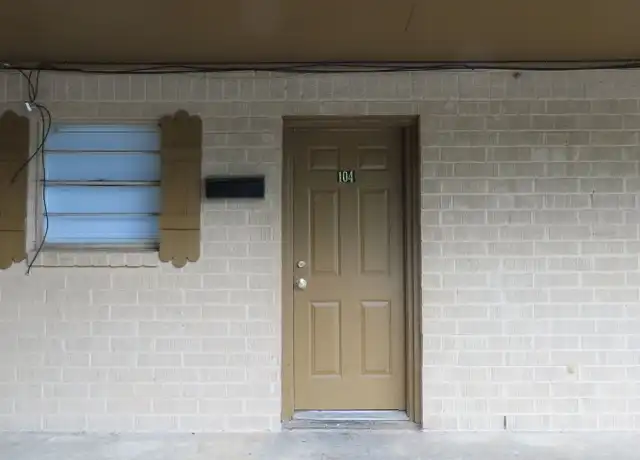 Property at 1629 W Mims St Unit 104, Tyler, TX, 75702, 2 beds, 1 bath, [object Object]