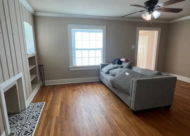 Property at 2118 24th St, Lubbock, TX, 79411, 3 beds, 1 bath, [object Object]