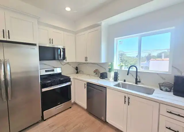 Property at 2681 Pomeroy Ave Unit 2681 1/4, Los Angeles, CA, 90033, 2 beds, 2.5 baths, [object Object]