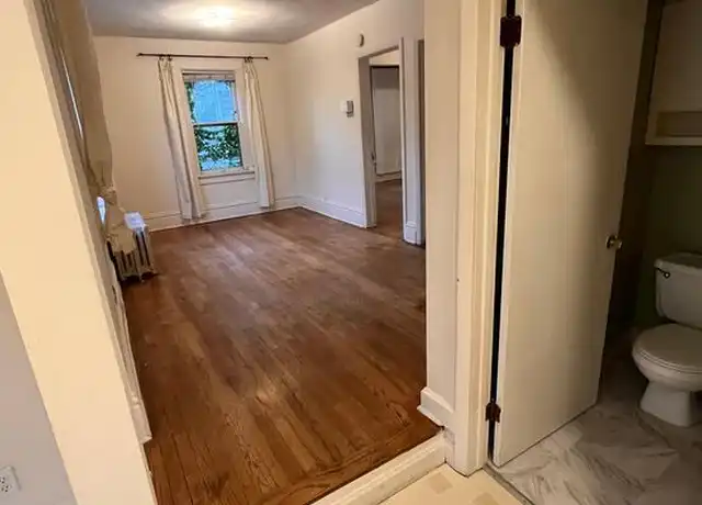 Property at 133 E Gorham St Unit 2, Madison, WI, 53703, 1 bed, 1 bath, [object Object]