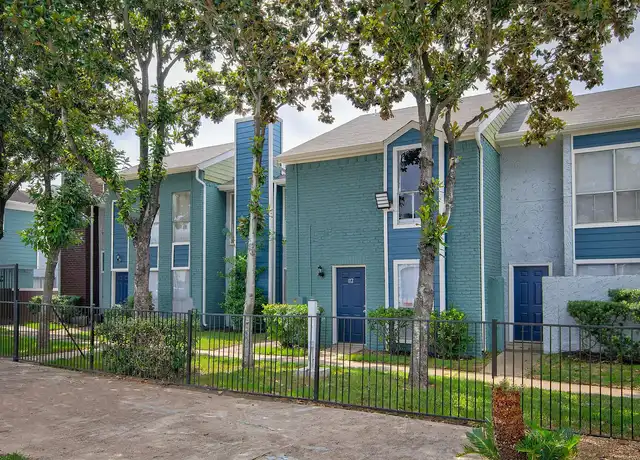 Property at Valle Vista - 9901 Club Creek Dr, Houston, TX, 77036, 2 beds, 1-2 bath, [object Object]