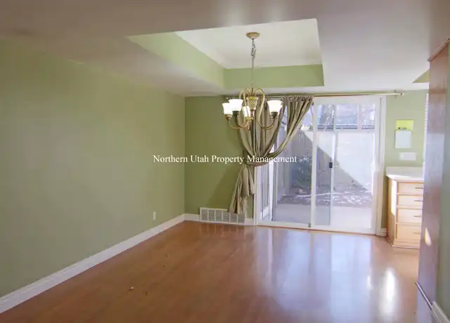 Property at 310 Peach Ln, Bountiful, UT, 84010, 2 beds, 2.5 baths, [object Object]