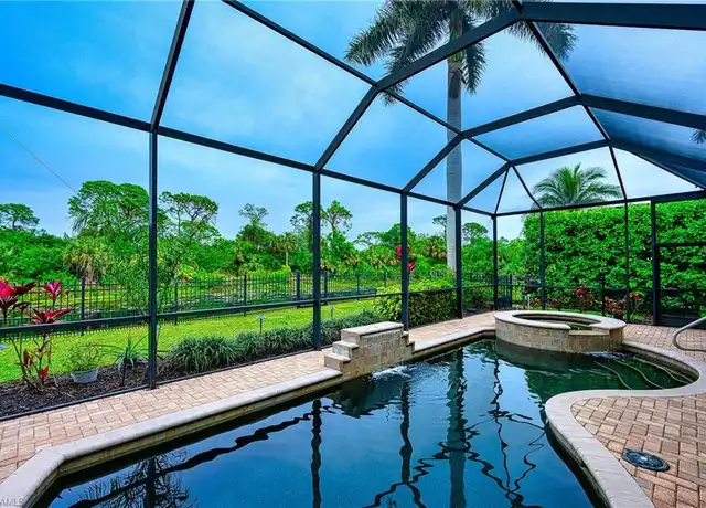 Property at 419 Saddlebrook Ln, Naples, FL, 34110, 4 beds, 3.5 baths, [object Object]