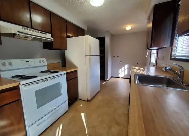 Property at 3204 Aquarius Blvd Unit A, Newberg, OR, 97132, 2 beds, 1 bath, [object Object]