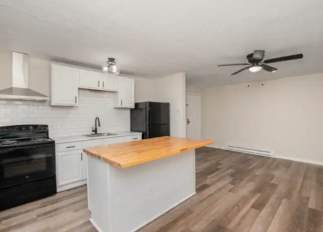Property at 3030 Cleinview Ave Unit 3, Cincinnati, OH, 45206, 2 beds, 1 bath, [object Object]