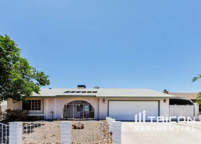 Property at 386 Jann Dr, Henderson, NV, 89002, 3 beds, 2 baths, [object Object]
