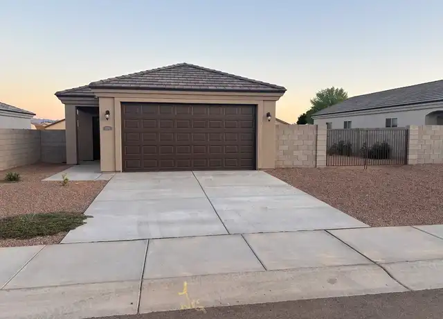 Property at 3276 E Farm Crest Ave, Kingman, AZ, 86409, 3 beds, 2 baths, [object Object]
