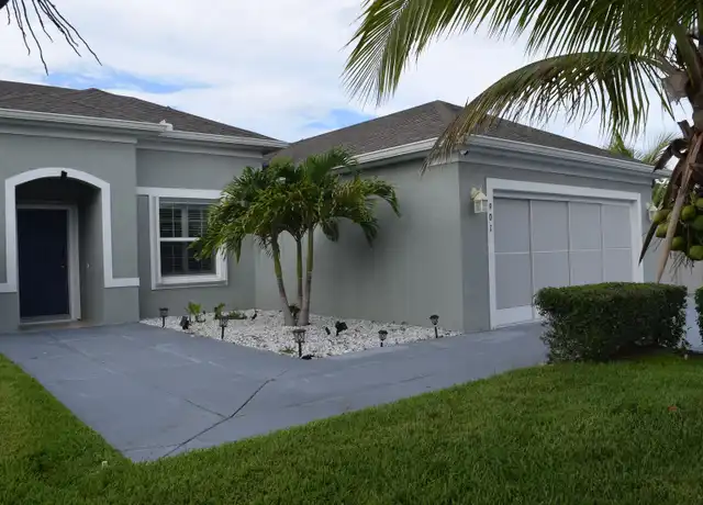 Property at 901 SW Haleyberry Ave, Port Saint Lucie, FL, 34953, 4 beds, 3 baths, [object Object]