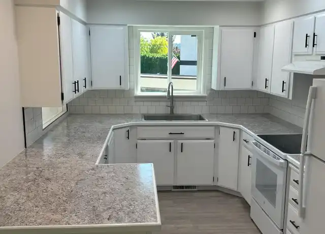 Property at 1011 N A St, Spokane, WA, 99201, 2 beds, 2 baths, [object Object]