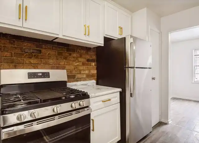 Property at Arlington Village - 6035 Williamsburg Ct, Indianapolis, IN, 46226, 1-2 bed, 1-1.5 bath, [object Object]