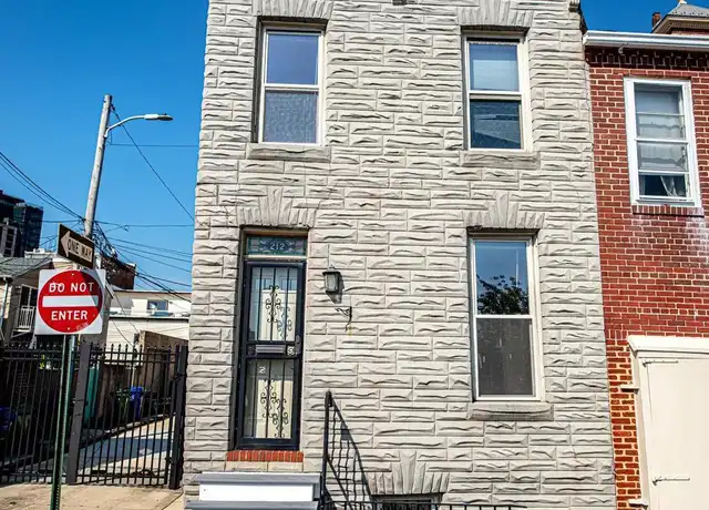 Property at 212 Lloyd St, Baltimore, MD, 21202, 1 bed, 1.5 baths, [object Object]