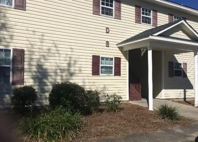 Property at 8 Meadow Run Cir, Valdosta, GA, 31602, 2 beds, 1 bath, [object Object]