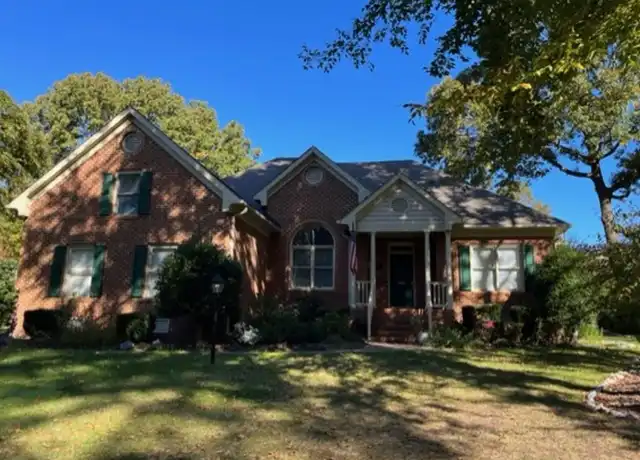 Property at 401 Ashwood Dr, Williamsburg, VA, 23185, 4 beds, 2 baths, [object Object]