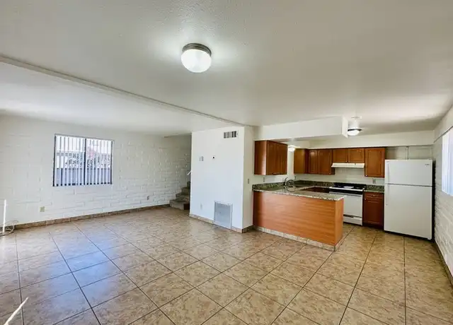 Property at 1631 E Hedrick Dr Unit b, Tucson, AZ, 85719, 3 beds, 2 baths, [object Object]