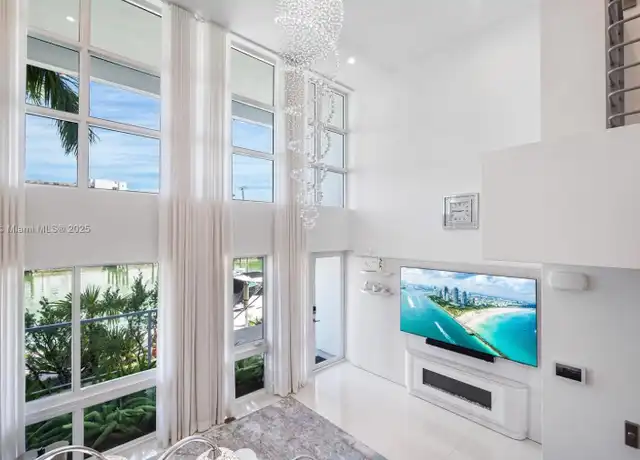 Property at 35 N Shore Dr, Miami Beach, FL, 33141, 3 beds, 3 baths, [object Object]