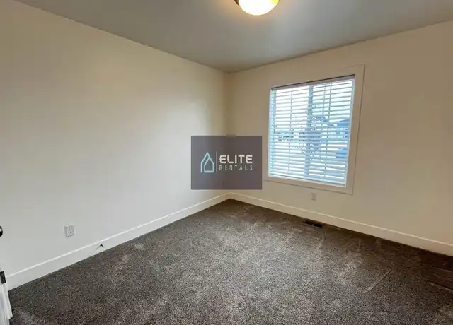 Property at 3196 Stella Dr, Idaho Falls, ID, 83402, 3 beds, 2 baths, [object Object]