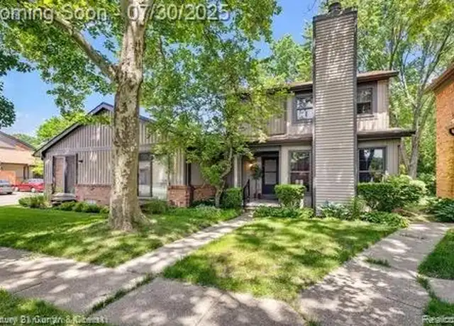 Property at 12426 Woodgate Dr, Plymouth, MI, 48170, 2 beds, 2.5 baths, [object Object]
