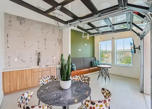 Property at Smith and Porter - 210 Peters St SW, Atlanta, GA, 30313, 1 bed, 1 bath, [object Object]