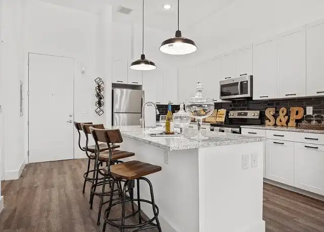Property at Smith and Porter - 210 Peters St SW, Atlanta, GA, 30313, 1-2 bed, 1-2 bath, [object Object]