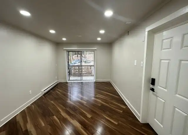 Property at Lindsay Road, 411 - 411 Lindsay Rd, Clemson, SC, 29631, 2 beds, 1 bath, [object Object]