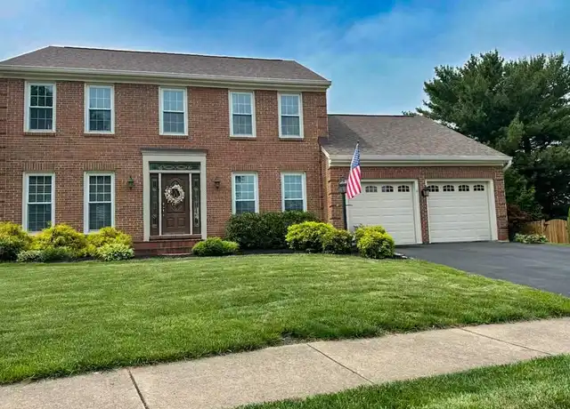 Property at 13222 Topsfield Ct, Herndon, VA, 20171, 4 beds, 2.5 baths, [object Object]