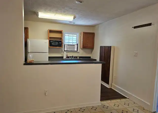 Property at 1202 N Royal Ave Unit D, Front Royal, VA, 22630, 2 beds, 1 bath, [object Object]