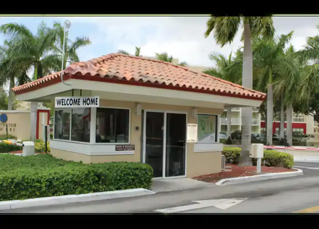 Property at 18335 NW 68th Ave Unit I4, Hialeah, FL, 33015, 2 beds, 2 baths, [object Object]