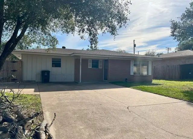 Property at 403 Olive St, Bryan, TX, 77801, 3 beds, 2 baths, [object Object]