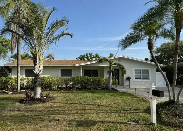 Property at 4833 W Bay Court Ave, Tampa, FL, 33611, 4 beds, 2 baths, [object Object]